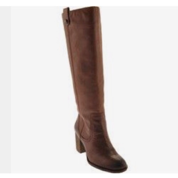 Vince Camuto Shoes - Vince Camuto Gianna Boots, Distressed Brown sz 9.5